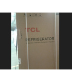 POŠKOZENÁ KRABICE TCL RC456CXE0 Americká lednice