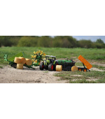 Traktor 1/16 s XXL setem příslušenství