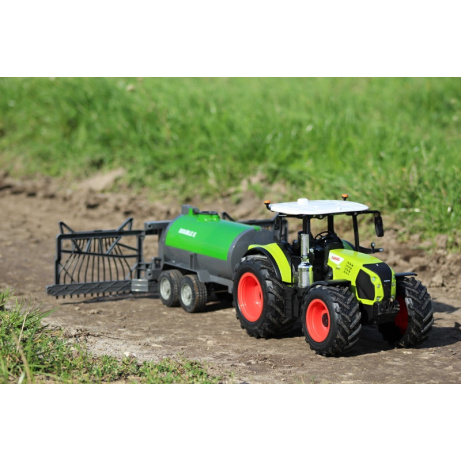 RC Traktor Arion CLAAS 660 1/16 s funkčním postřikovačem