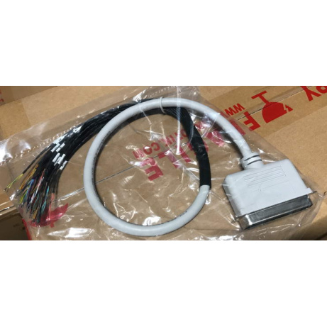 Grandstream Telco kabel pro brány GXW4248