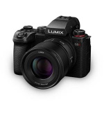 Panasonic Lumix DC-S5 Mark II + Lumix S 50 mm f/1,8 24,2 Mpx, černá